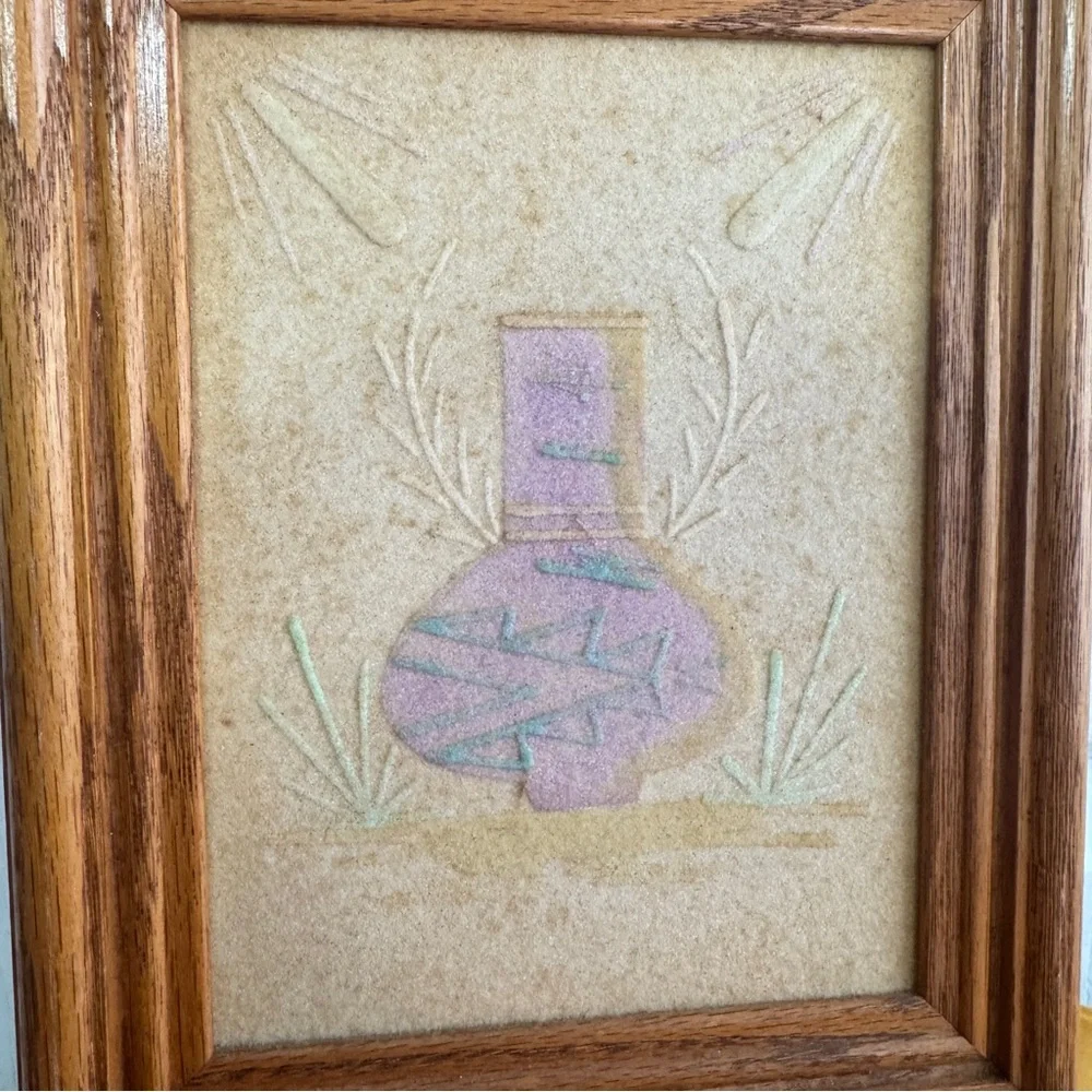 Handmade New Mexico Navajo pot framed sand‎ art